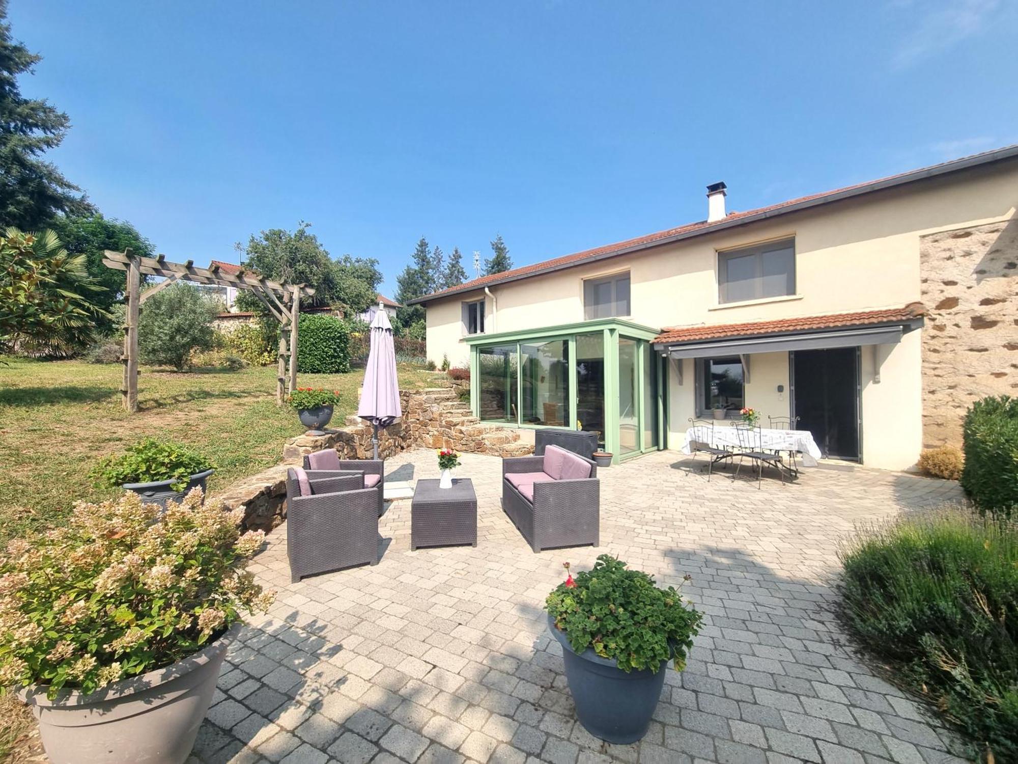 Dans Un Village De Caractere Holiday home Saint-Galmier